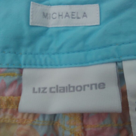 Liz Claiborne Michaela Capri 8 Floral Pants Pink Daisy Flowers Multicolor - Picture 6 of 8